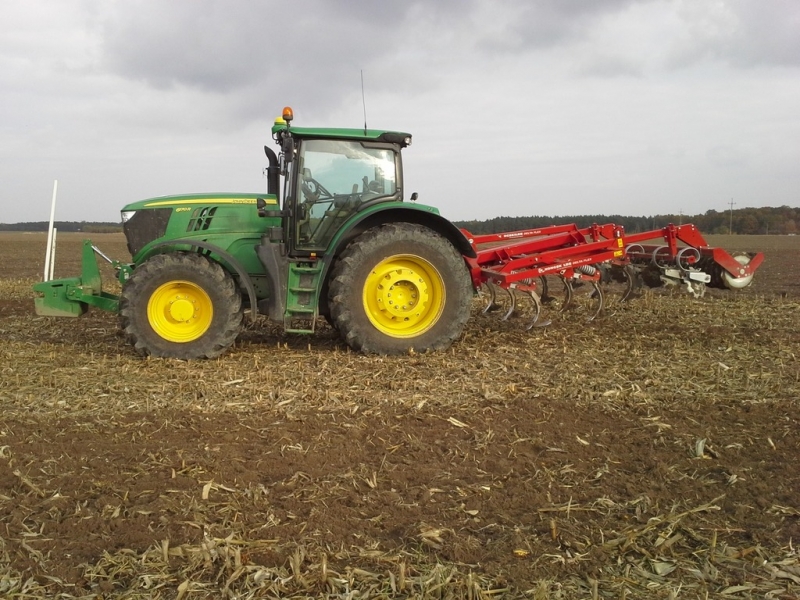 John Deere 6170R + Kongskilde Delta Flex