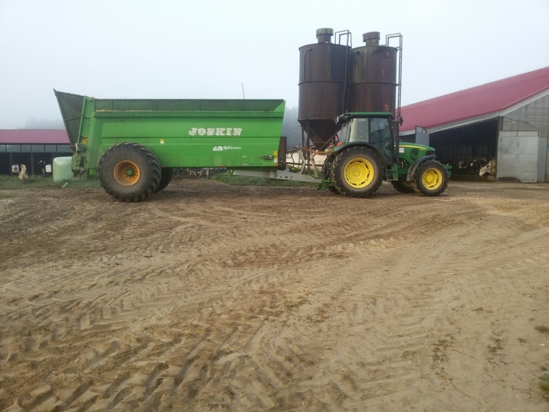 JD 5080 M & Joskin