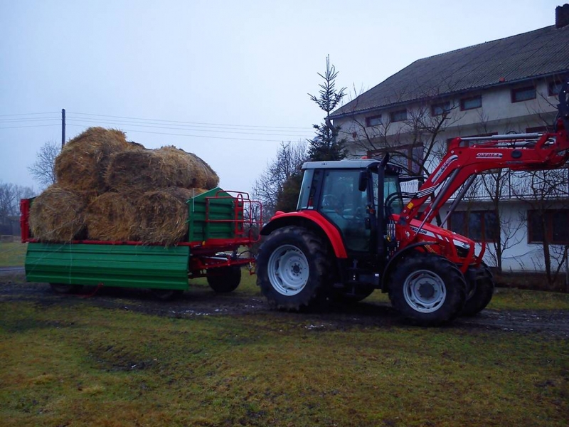 Massey Ferguson 5450 + DB8000