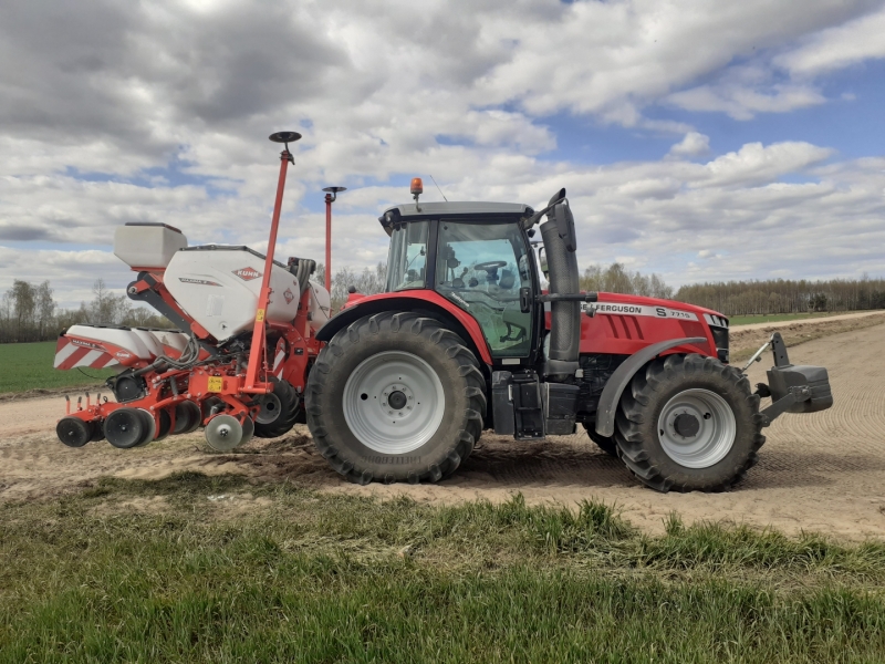 Massey Ferguson i Kuhn