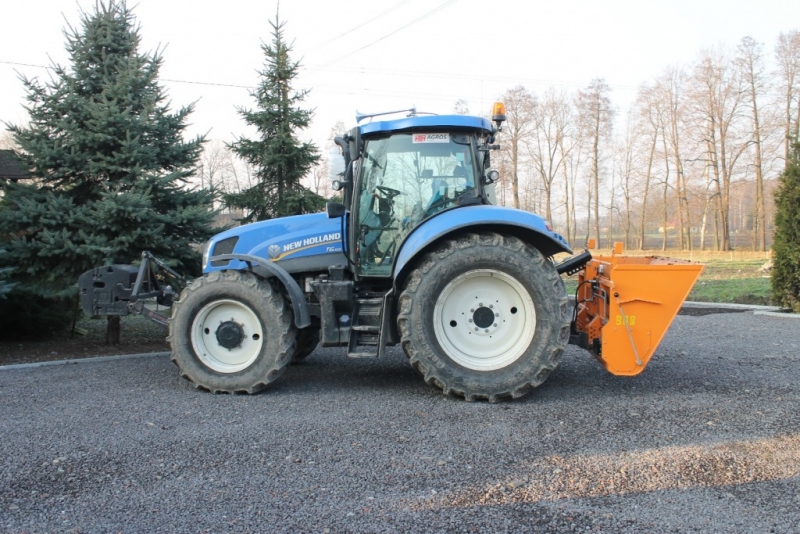 New Holland T6.155 + posypywarka samozaładowcza Pomarol