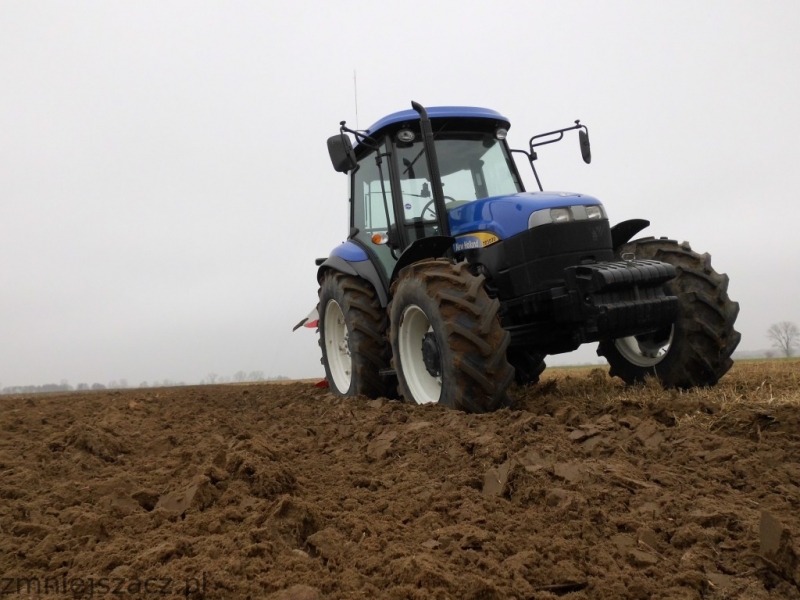 New holland TD5030