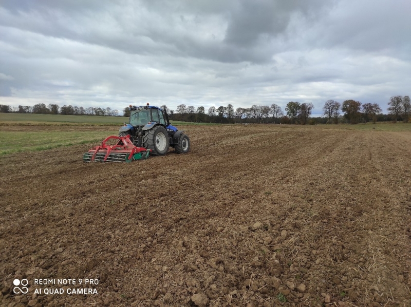 New Holland TM 165 / AgroMasz AT270