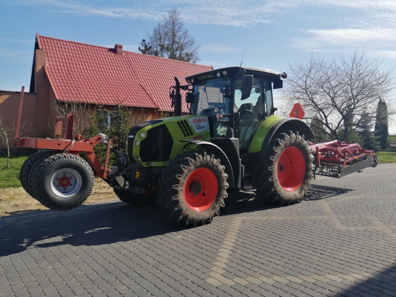 Claas Arion 510 + Wicher