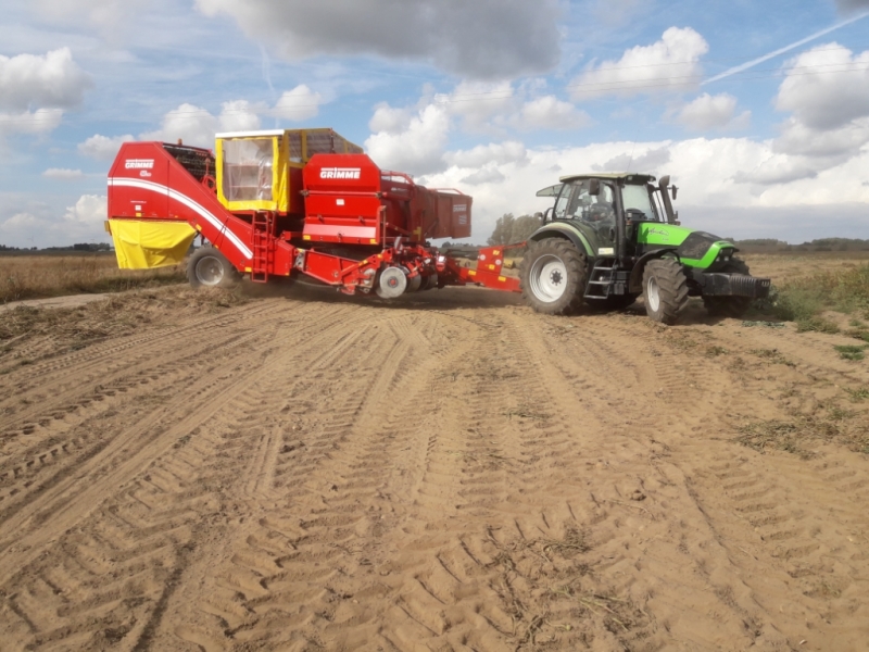 Deutz Fahr Agrotron 130 i Grimme SE 260