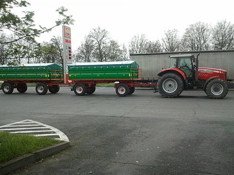 Massey Ferguson 6485 + HL 8011