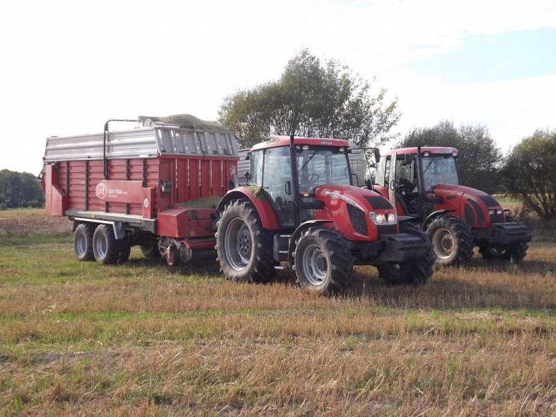 Zetor Forterra 135 & Lely Tigo 50 RD, Zetor Forterra 11441 & Cynkomet