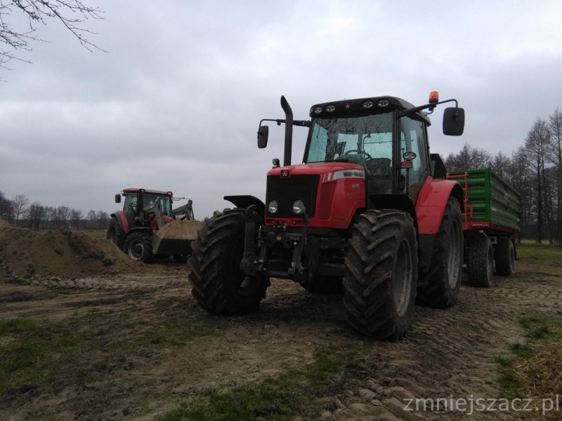 MF 5445 + Auto-tech & Case Farmall A 95