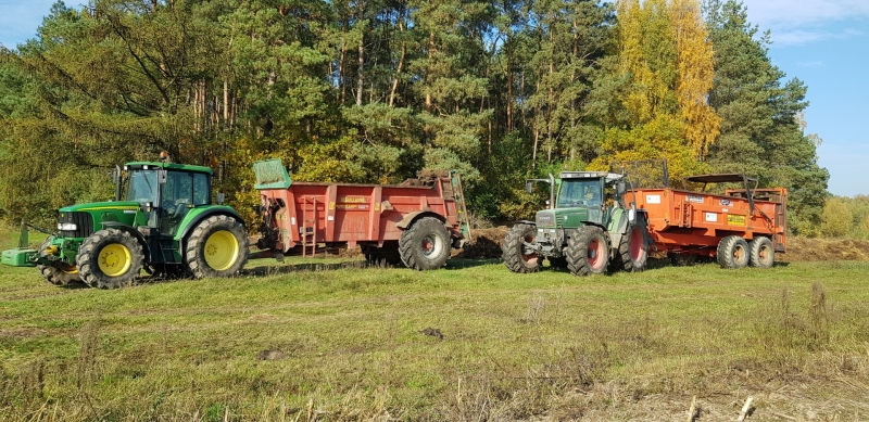 JD 6420 & Deguillaume, F1 514 & Sodimac