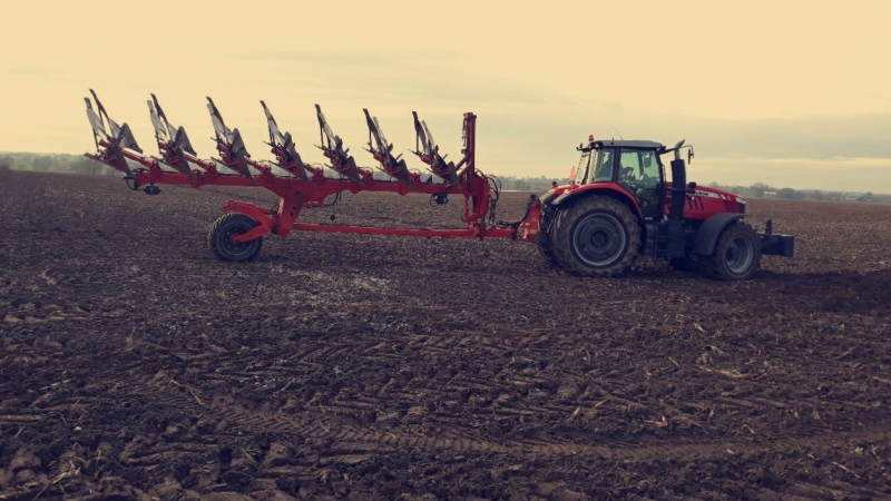 MF 7624 i Kuhn Vari- timer