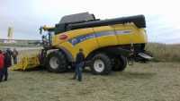 New Holland CX8040