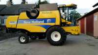 New Holland CSX 7040