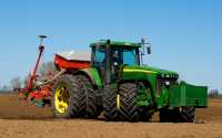 John Deere 8220+Kverneland NGS 401