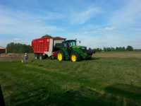 John Deere 6140M + Lely Tigo PR 60