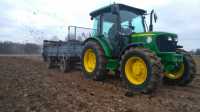 John Deere 5075E