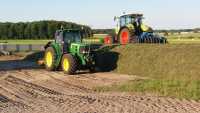 John Deere 6630