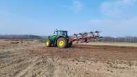 John Deere 6195m i Unia Ibis XM 4+1