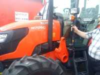 Kubota m7060