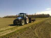 New Holland TD 5030 + przyczepa