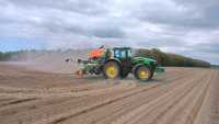 John Deere 7920 i Amazone EDX 6000-2