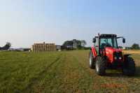 Massey Ferguson 5435