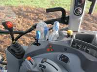 New Holland T5.105