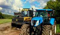 New Holland T7.270 & Ponsse