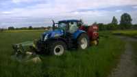 New Holland T7030AC