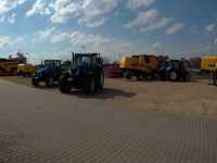 New Holland T7