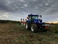 New Holland t7 165s & Pottinger Servo 35 Nova