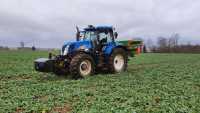 New Holland T6080 i Amaxone ZA-M 2701