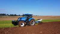 New Holland T7.230 AC i Lemken Juwel 7