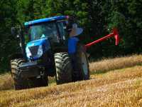 New Holland T7030