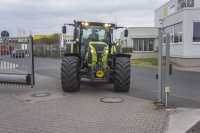 Claas Arion 640