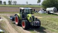 Claas Arion 430