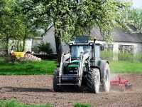 Deutz Fahr Agrofarm 410+Stoll FZ10 & Expom Lech 3.3 m