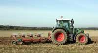 Fendt 414 Vario + Kverneland ES-95