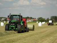 John Deere 6630 + Case IH RB 344 R