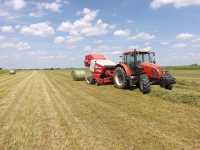 Zetor Forterra 11441 & Welger RP 220 Master