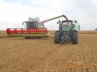 Claas Lexion 650 i Deutz Fahr Agrotron M650