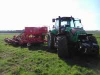 DF TTV 7210 i Vaderstad Spirit 400S