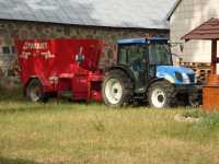 New Holland T4020 + Trioliet Solomix 2 1000