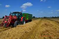 Massey Ferguson 5435  & Pronar