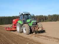 Deutz-Fahr Agrotron M650 i Vaderstad Spirit 400 S Next