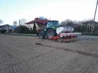 Deutz-Fahr Agrotron 6130.4 + Kuhn Maxima 3 TS