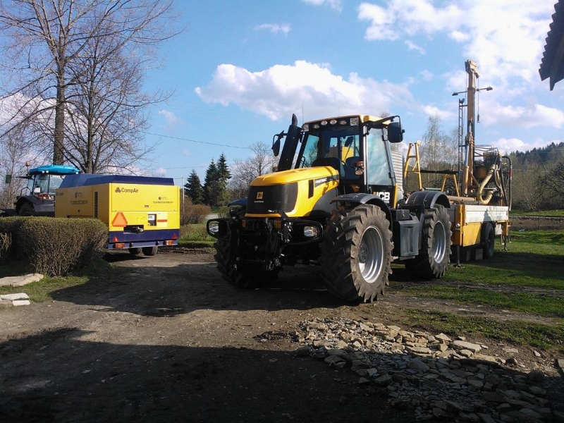 JCB 2170