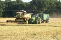 New Holland CX6080 & John Deere 8400 + Oehler ZDK 180