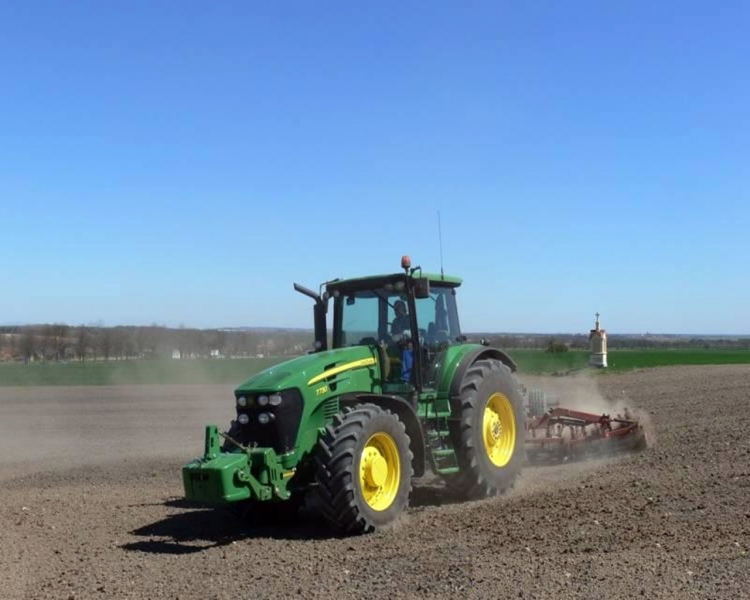 John Deere 7730