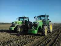 John Deere 6170m + 6210R