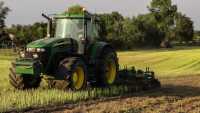 John Deere 7920